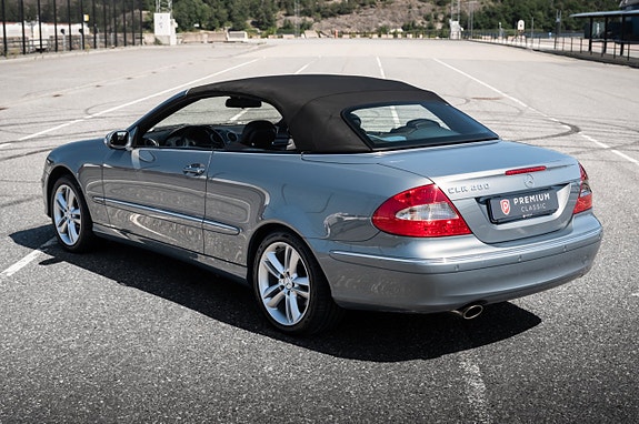 Mercedes-Benz CLK280 9 of 30