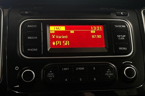 Kia Carens 19 of 27