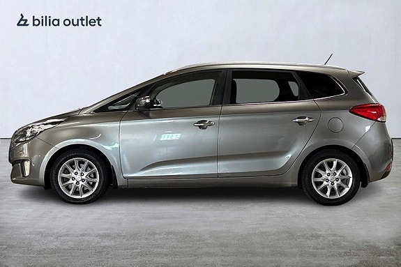 Kia Carens 9 of 27