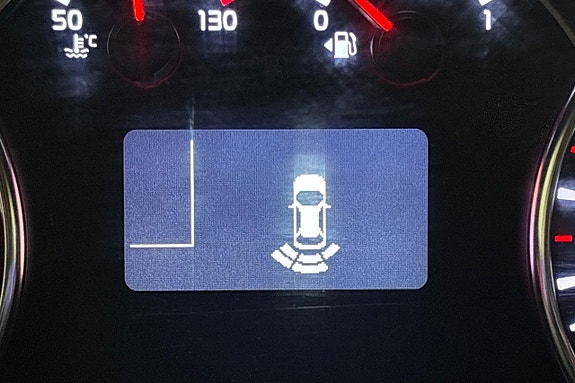 Kia Carens 18 of 27
