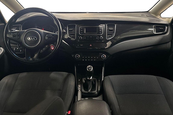 Kia Carens 11 of 27