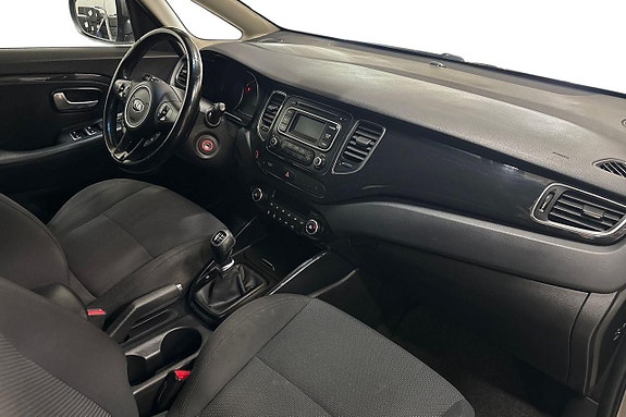 Kia Carens 15 of 27