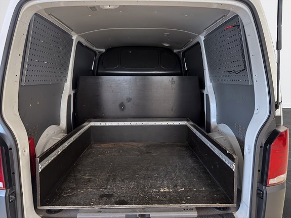 Volkswagen Transporter 7 of 14