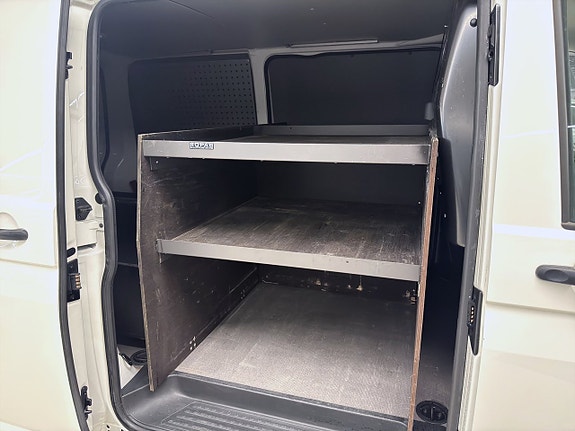 Volkswagen Transporter 9 of 14