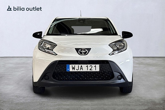 Toyota Aygo X 3 of 21
