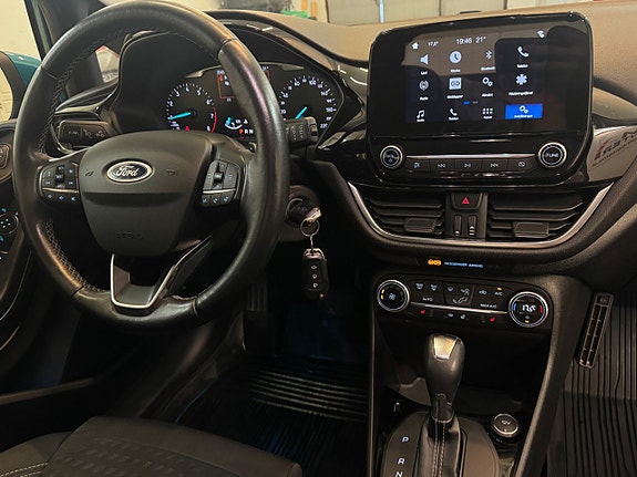 Ford Fiesta 11 of 21
