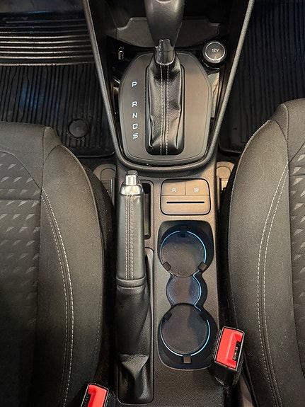 Ford Fiesta 15 of 21