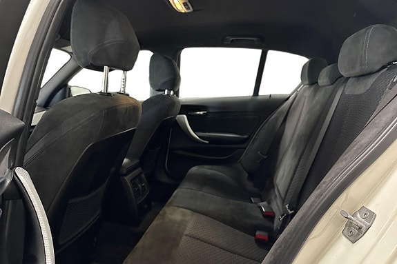 BMW 116i 14 of 22