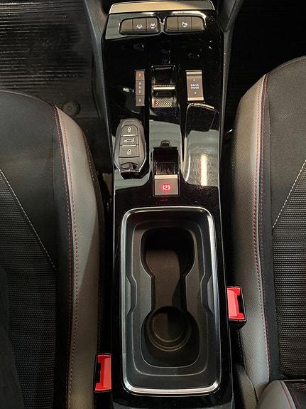 Opel Mokka-e 16 of 24