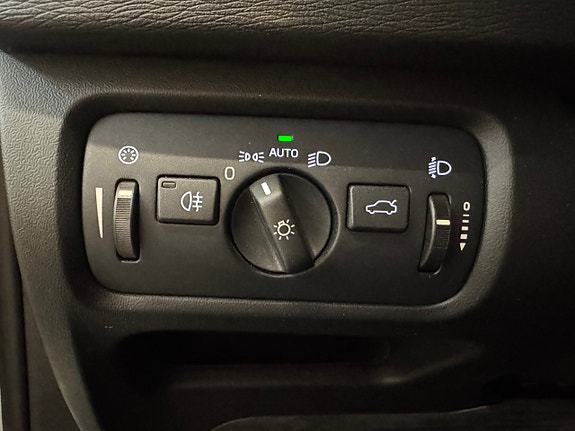 Volvo V40 20 of 24
