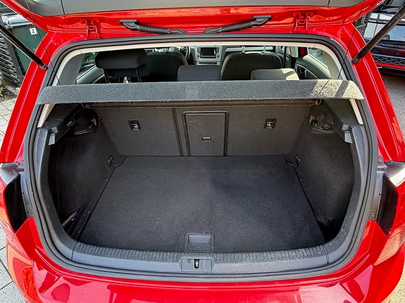 Volkswagen Golf VII 5 of 16