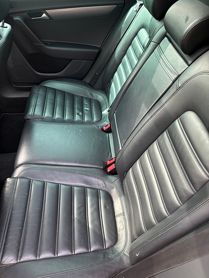 Volkswagen Passat 10 of 10