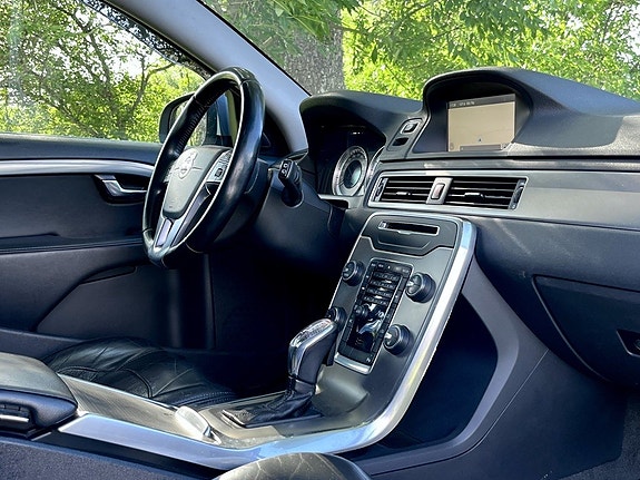 Volvo V70 14 of 16