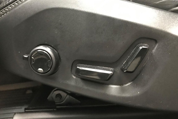 Volvo XC60 26 of 29