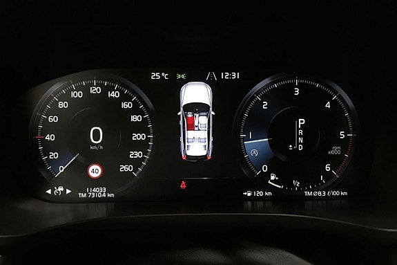 Volvo XC60 17 of 29