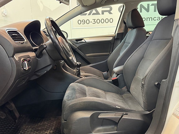 Volkswagen Golf VI 15 of 19