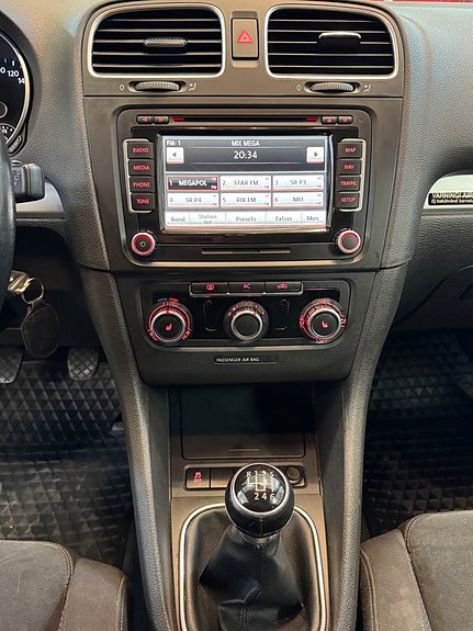Volkswagen Golf VI 13 of 19