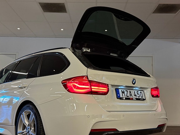 BMW 318d 15 of 30