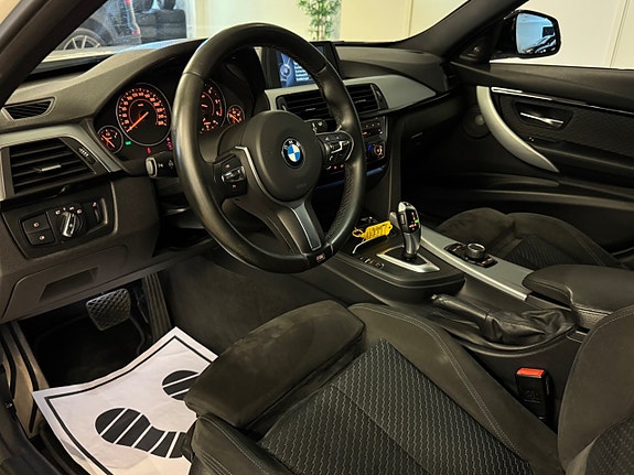 BMW 318d 16 of 30