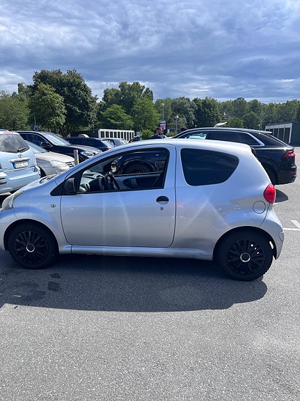 Toyota Aygo 4 of 10