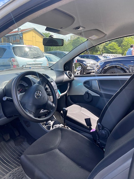 Toyota Aygo 9 of 10