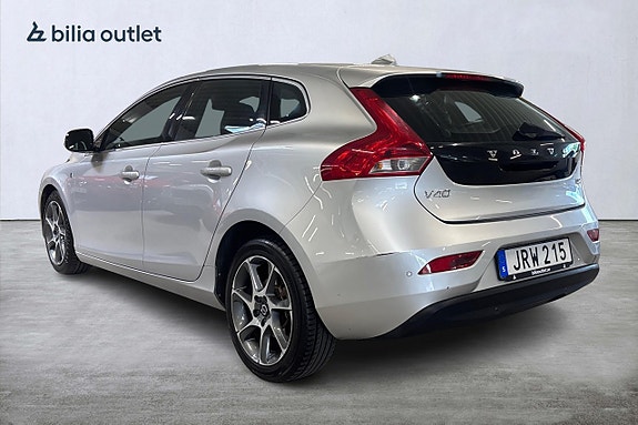 Volvo V40 8 of 25