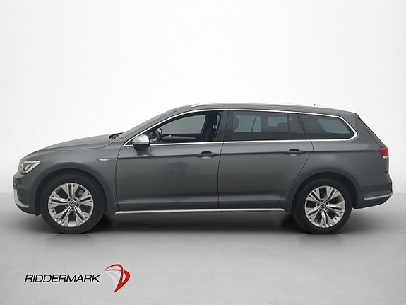 Volkswagen Passat Alltrack 4 of 25