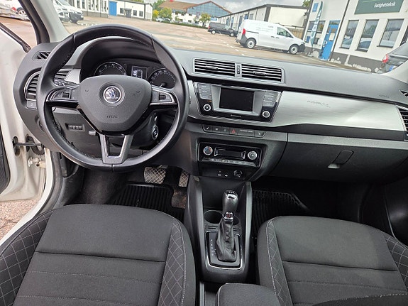 Skoda Fabia 11 of 11