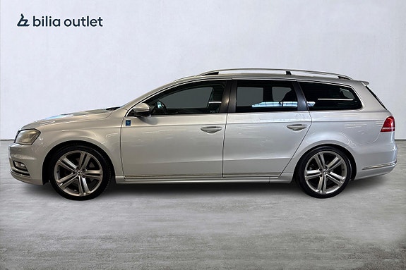 Volkswagen Passat 9 of 22