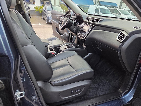 Nissan X-Trail 12 of 13