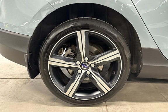 Volvo V40 Cross Country 11 of 26
