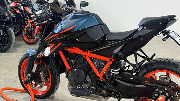 KTM 1290 Super Duke R 1.3 V-twin ny skick 0kr insats 9 of 12