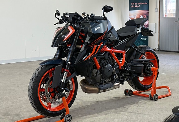 KTM 1290 Super Duke R 1.3 V-twin ny skick 0kr insats 7 of 12