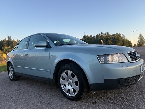 Audi A4 14 of 25