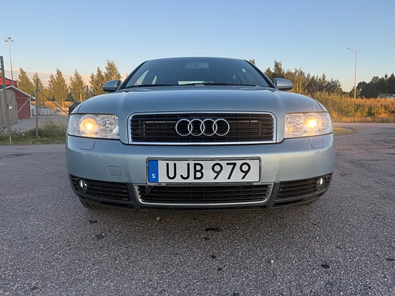 Audi A4 2 of 25