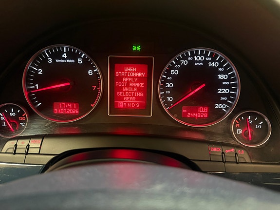 Audi A4 25 of 25