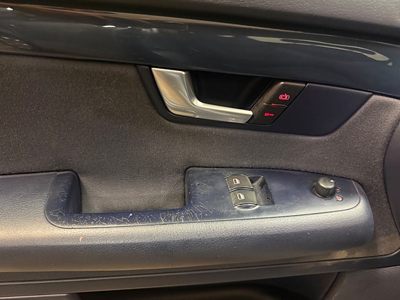 Audi A4 17 of 25