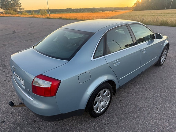 Audi A4 10 of 25