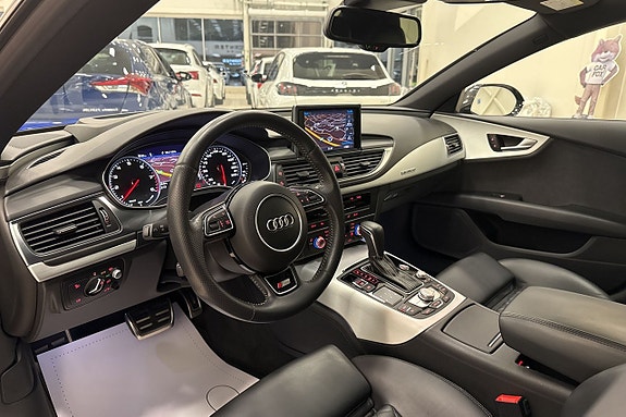 Audi A7 4 of 26
