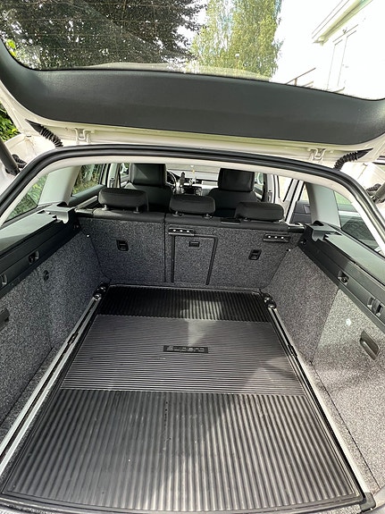 Skoda Superb 5 of 9
