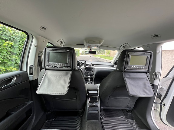 Skoda Superb 4 of 9