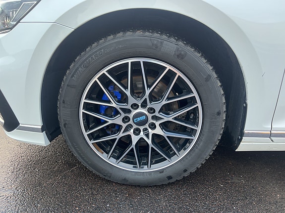 Volkswagen Passat 7 of 10