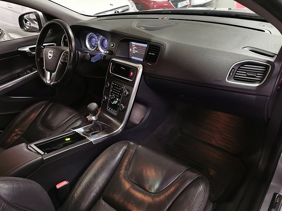 Volvo S60 10 of 22