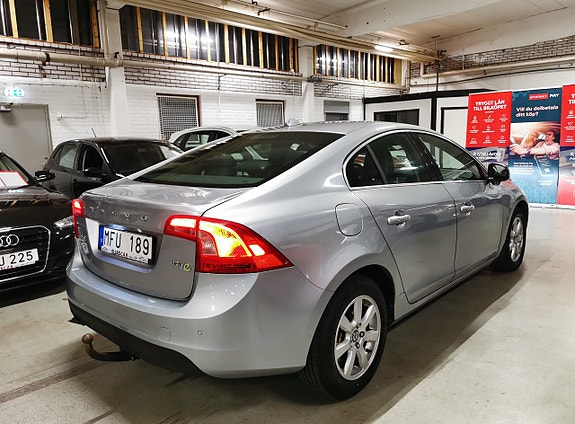 Volvo S60 4 of 22