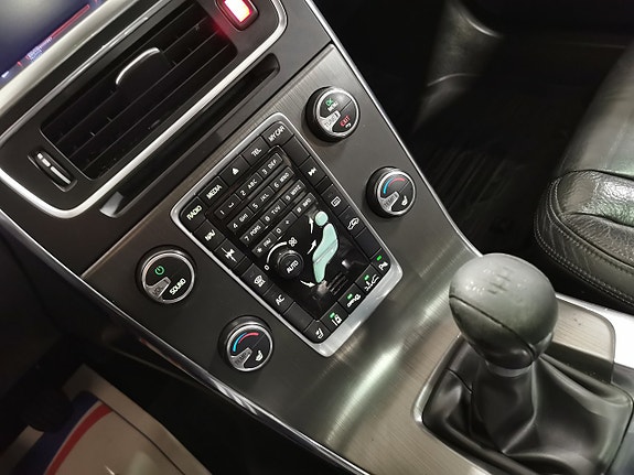 Volvo S60 16 of 22