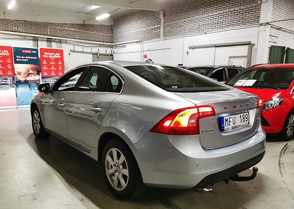 Volvo S60 3 of 22