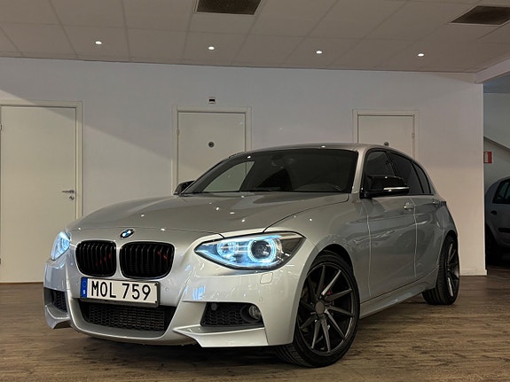 BMW 118d 3 of 30