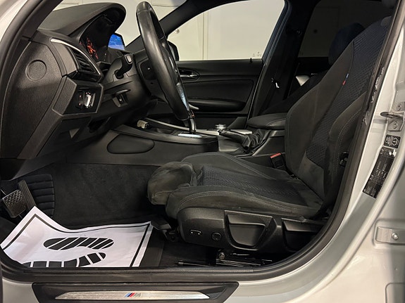 BMW 118d 17 of 30