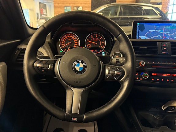 BMW 118d 28 of 30