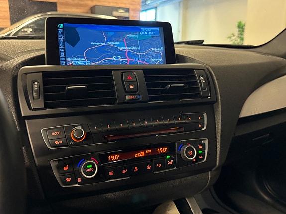BMW 118d 30 of 30